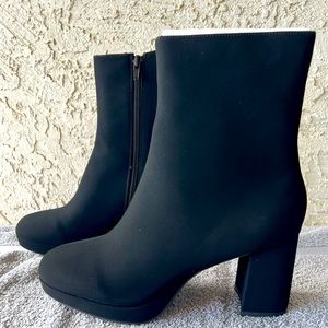NEW Vegan Suede Block Heel Zip-Up Ankle Boots